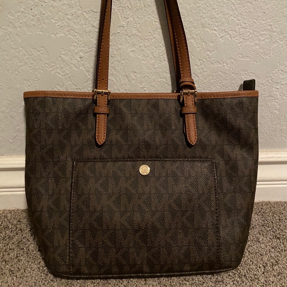New w/o tags Micheal Kors Purse